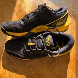 *LIKE NEW* TYR CXT-2 Trainers